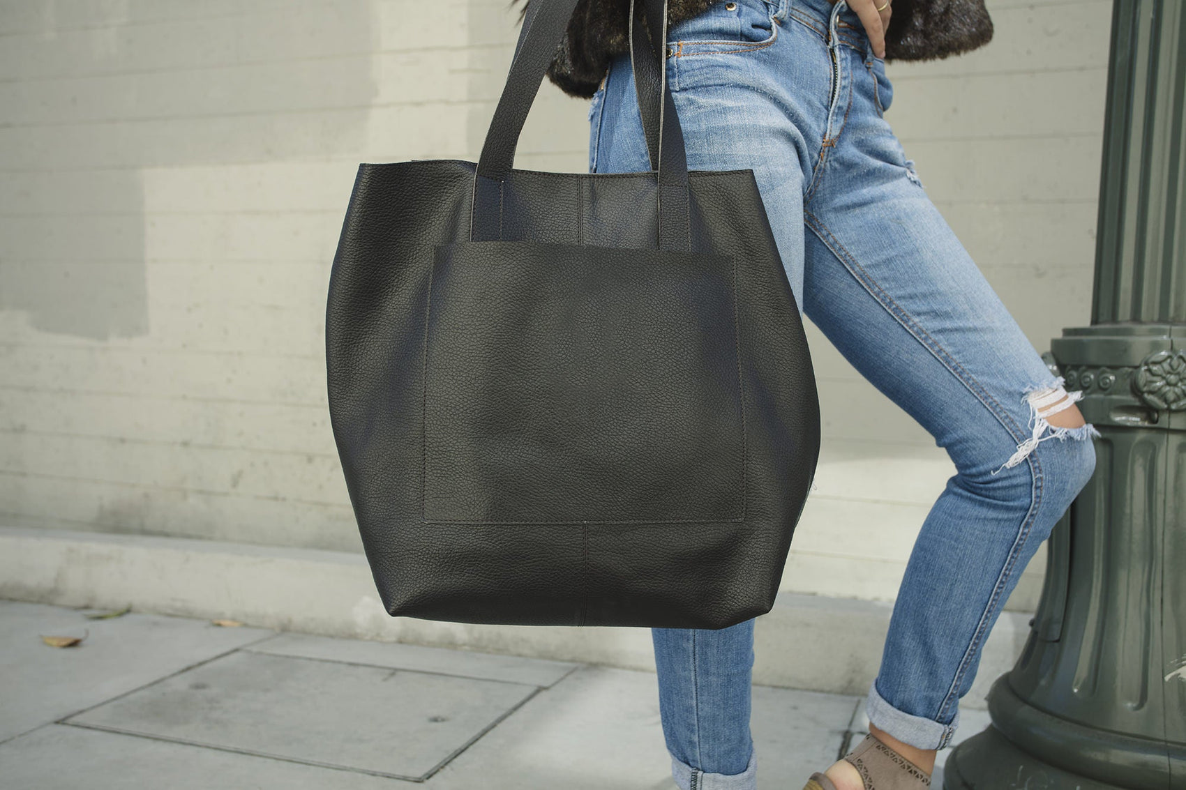 Journalist Tote - RoshelLuxe.com