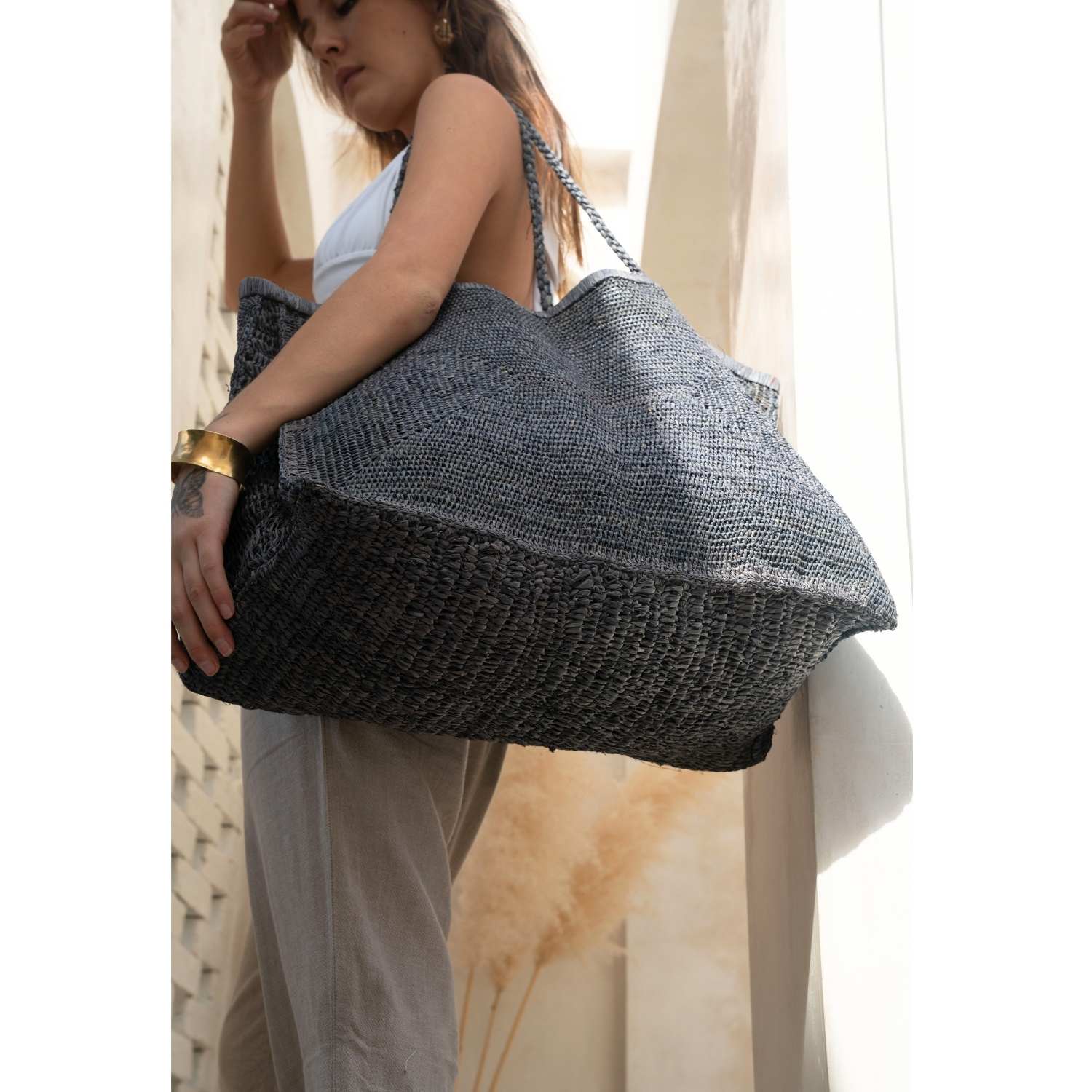 Clipa (XXL) Raffia Beach Tote Bag - RoshelLuxe.com