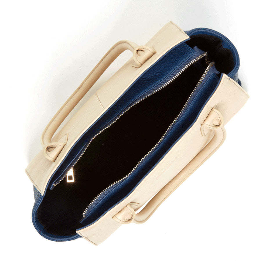 Jody Off White Tote Bag - RoshelLuxe.com