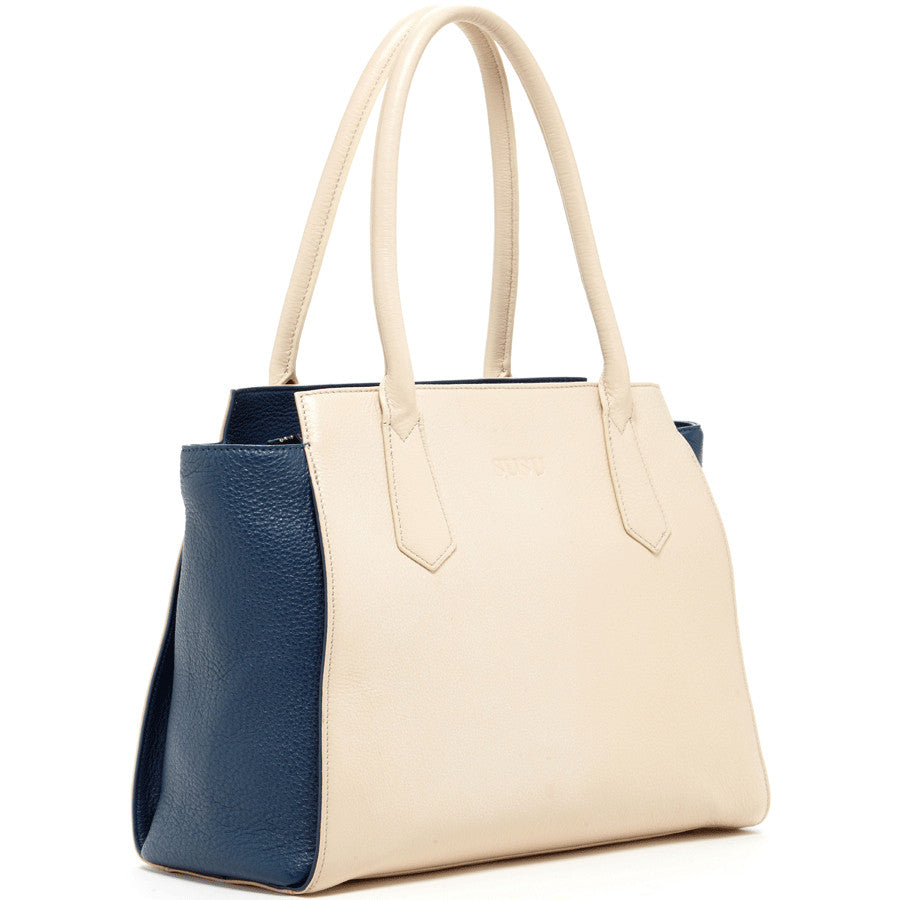 Jody Off White Tote Bag - RoshelLuxe.com