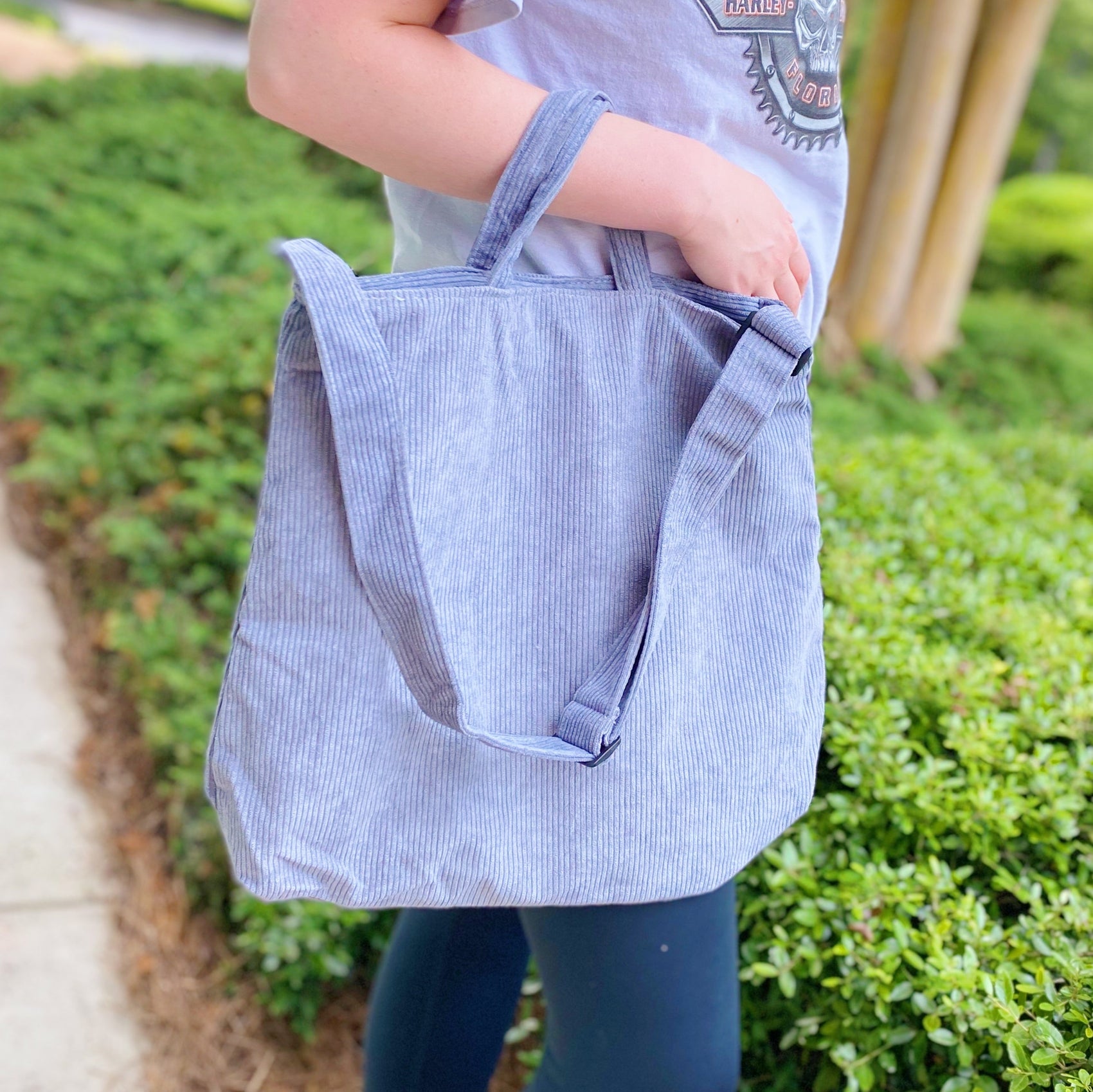 Everyday Corduroy Tote - RoshelLuxe.com