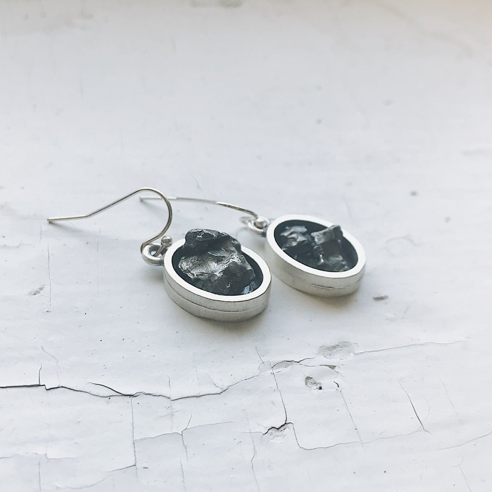 Oval Dangle Earrings with Raw Meteorite - RoshelLuxe.com