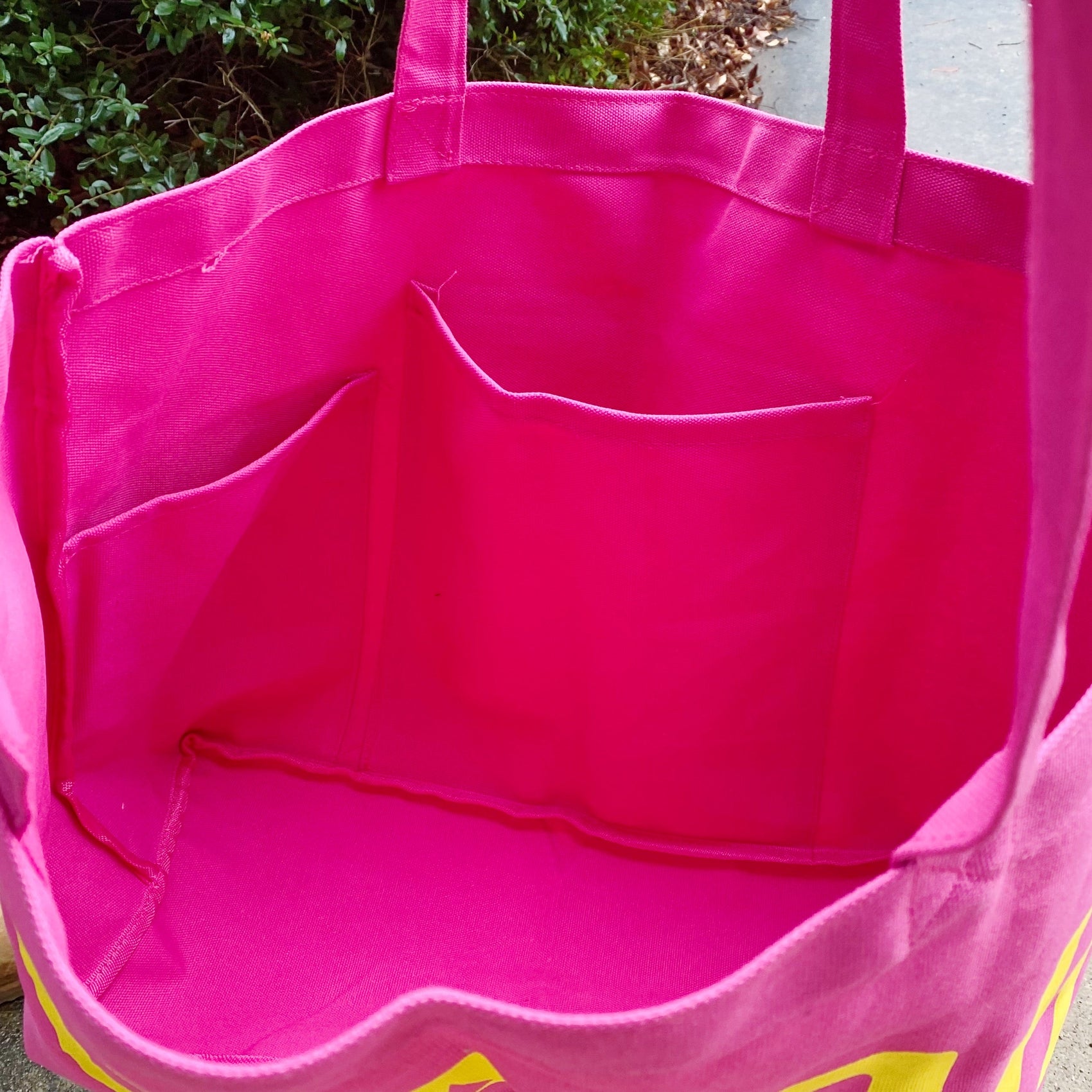 Well Made Beach Canvas Tote - RoshelLuxe.com