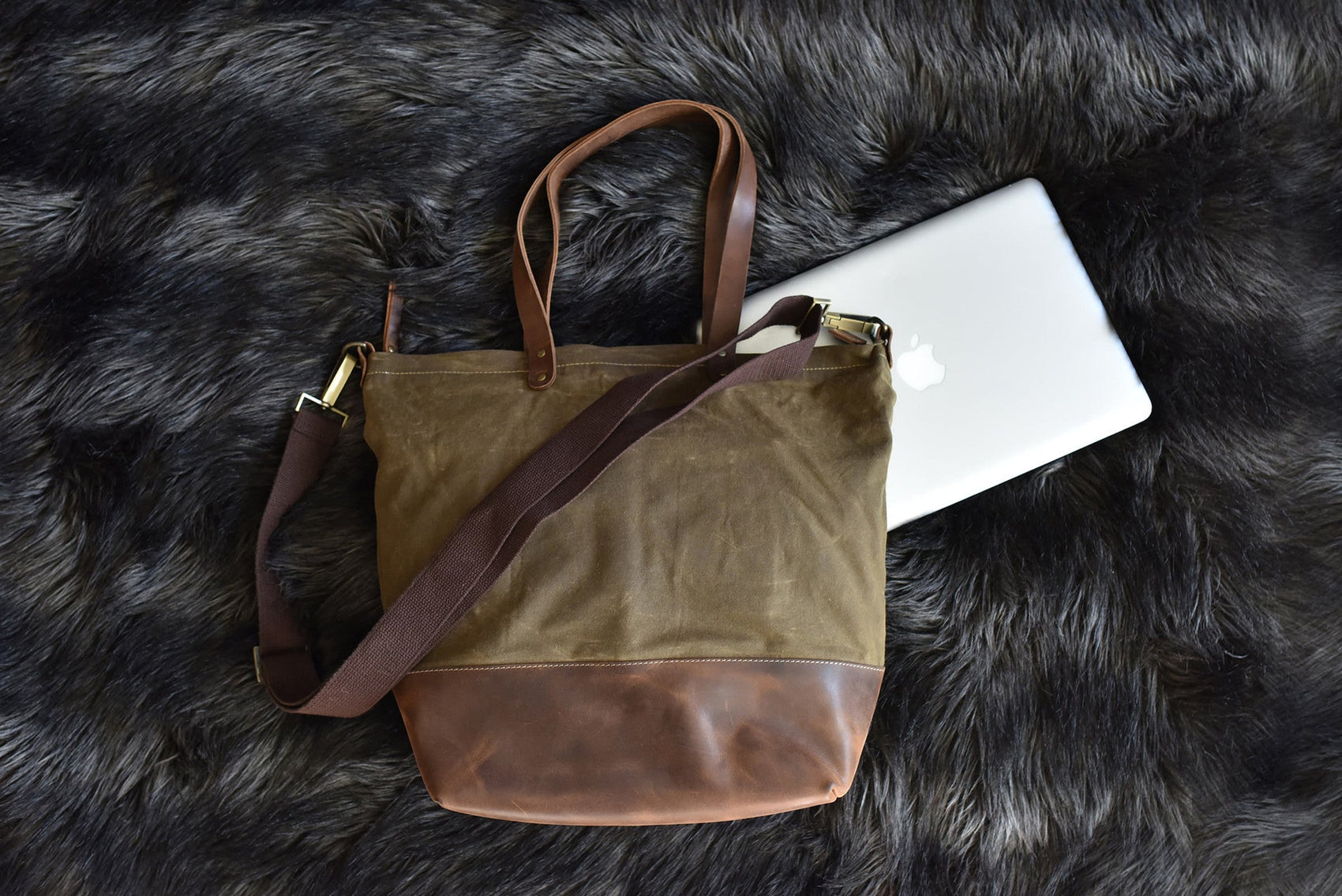 Boyfriend Tote Canvas - RoshelLuxe.com