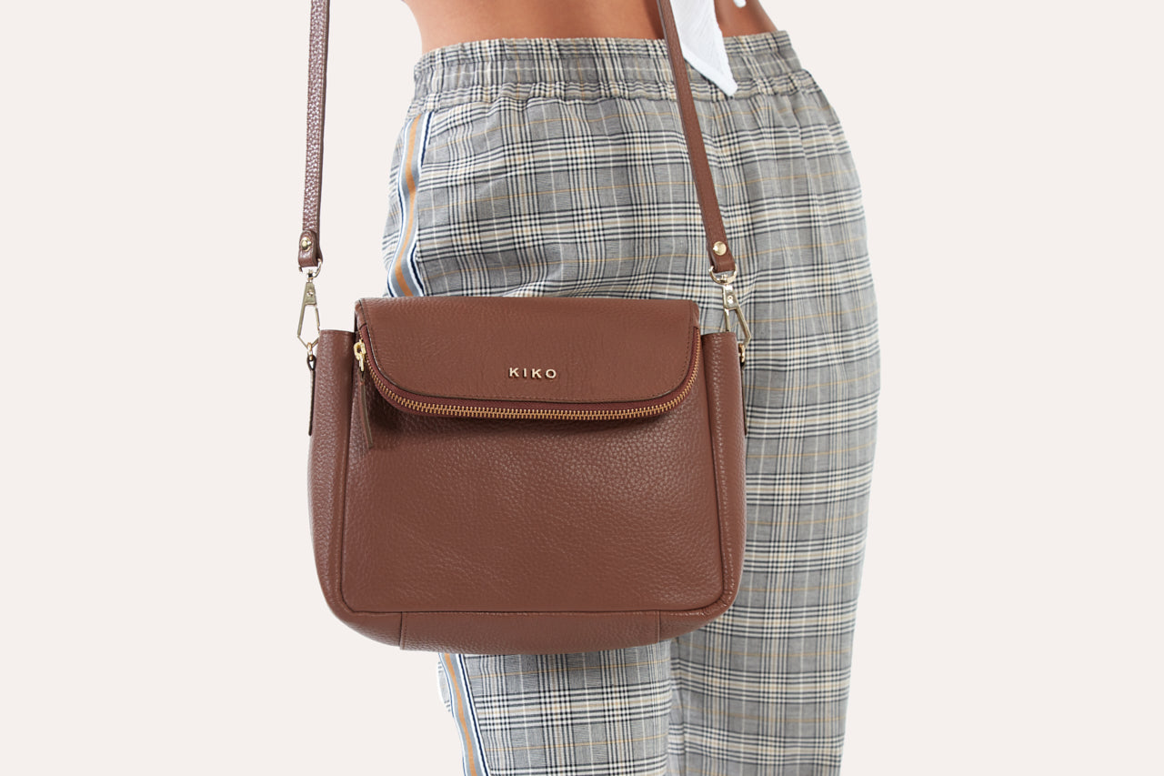 Fold Over Crossbody - RoshelLuxe.com