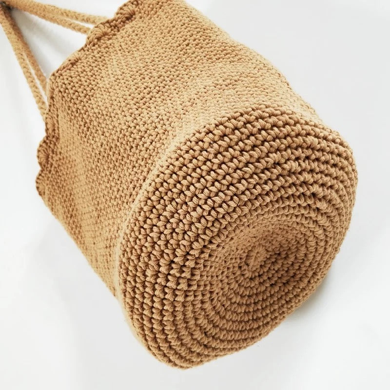 Knitted Scalloped Edge Tote - RoshelLuxe.com
