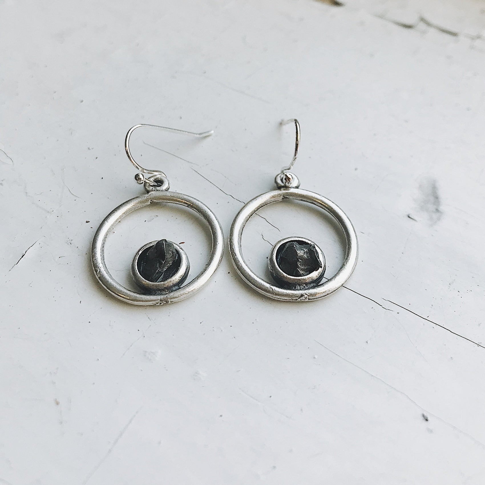 Circle Silver Earrings with Raw Meteorite - RoshelLuxe.com