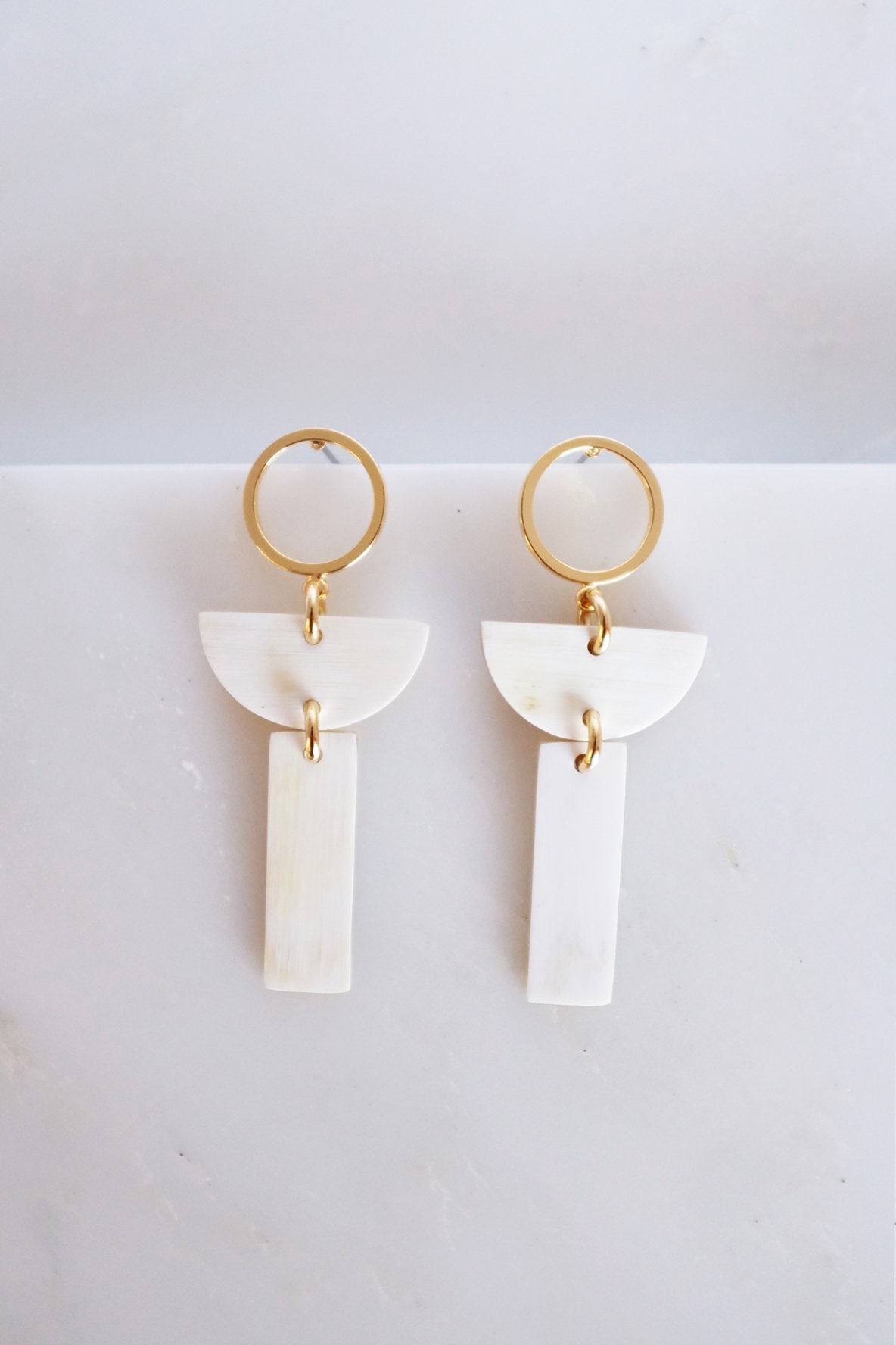 Con Dao II Geo Buffalo Horn Post Dangle Earrings - RoshelLuxe.com