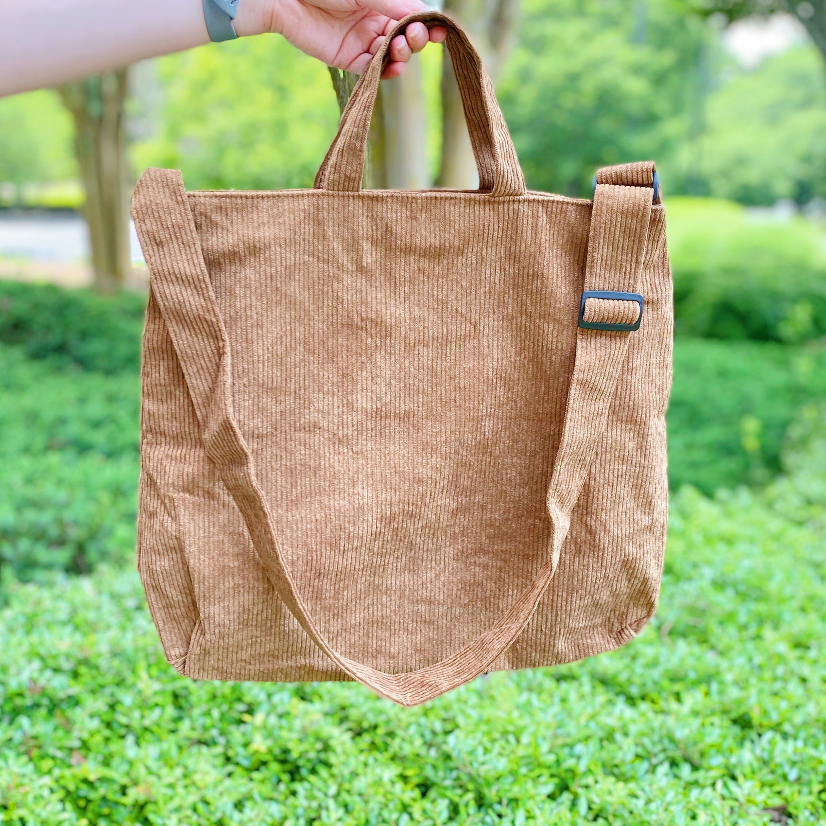 Everyday Corduroy Tote - RoshelLuxe.com