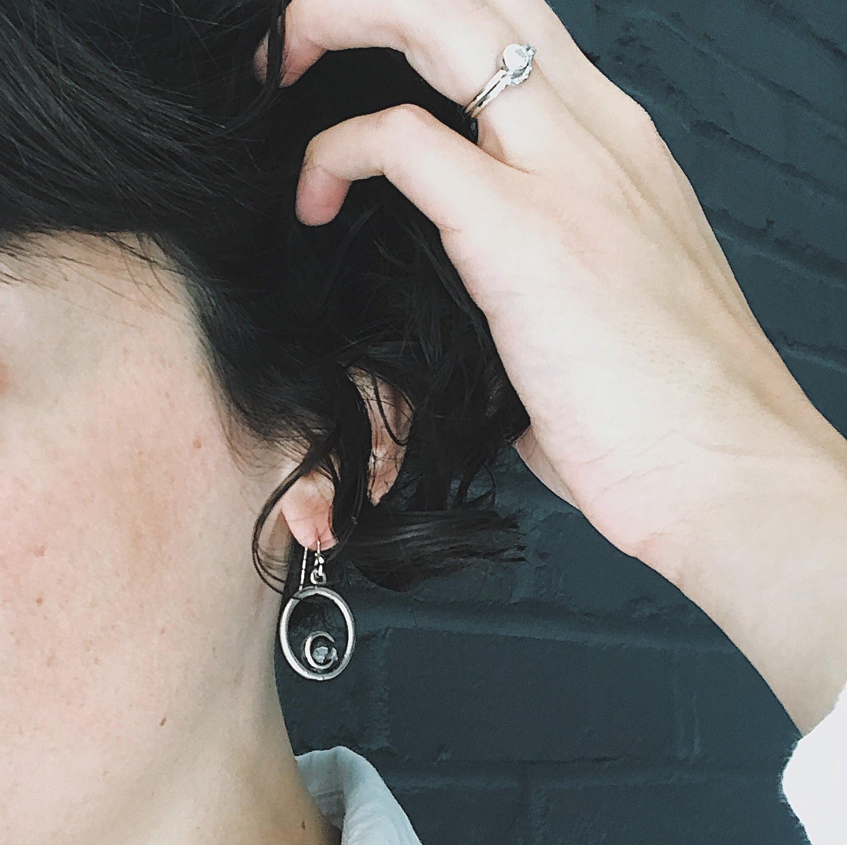 Circle Silver Earrings with Raw Meteorite - RoshelLuxe.com