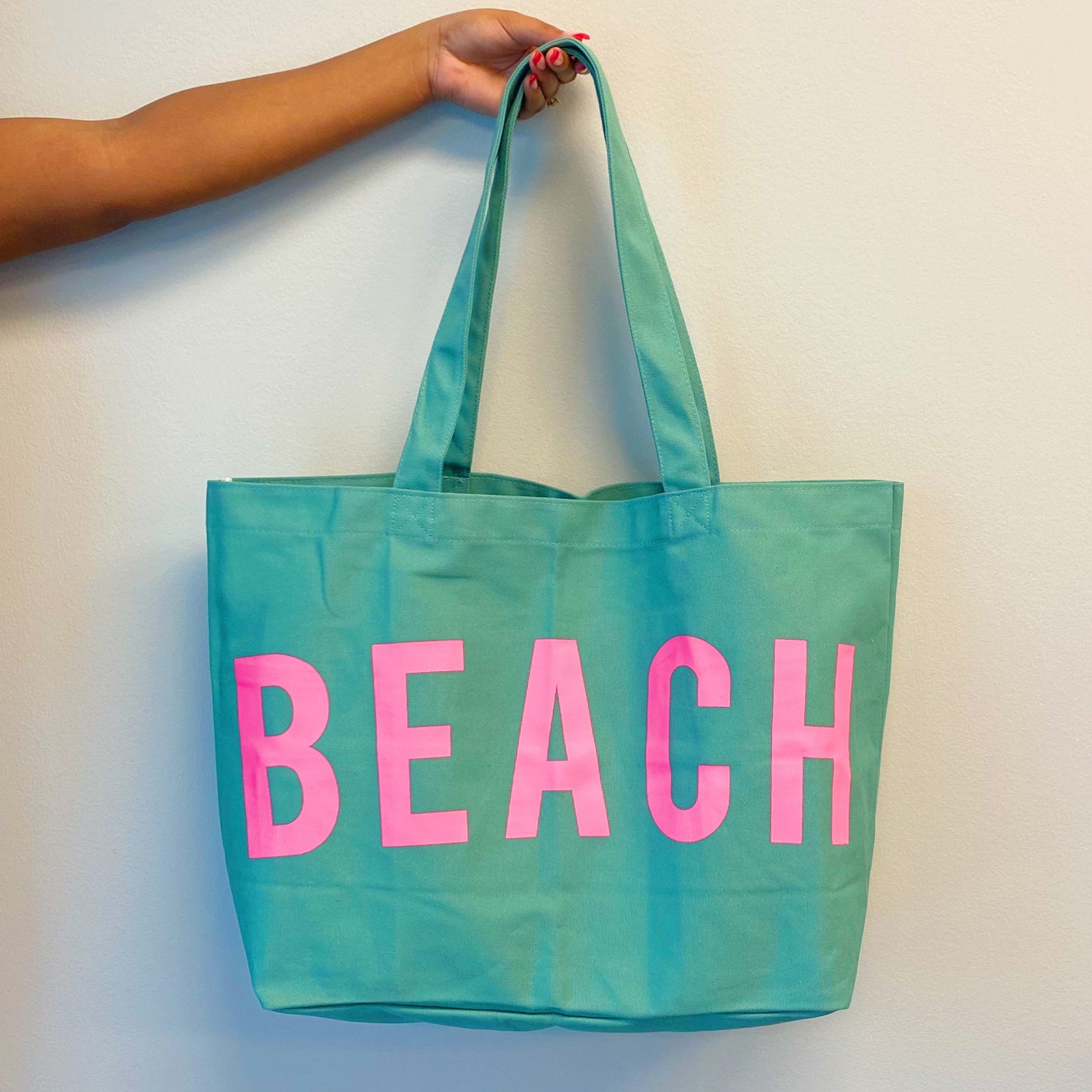 Well Made Beach Canvas Tote - RoshelLuxe.com