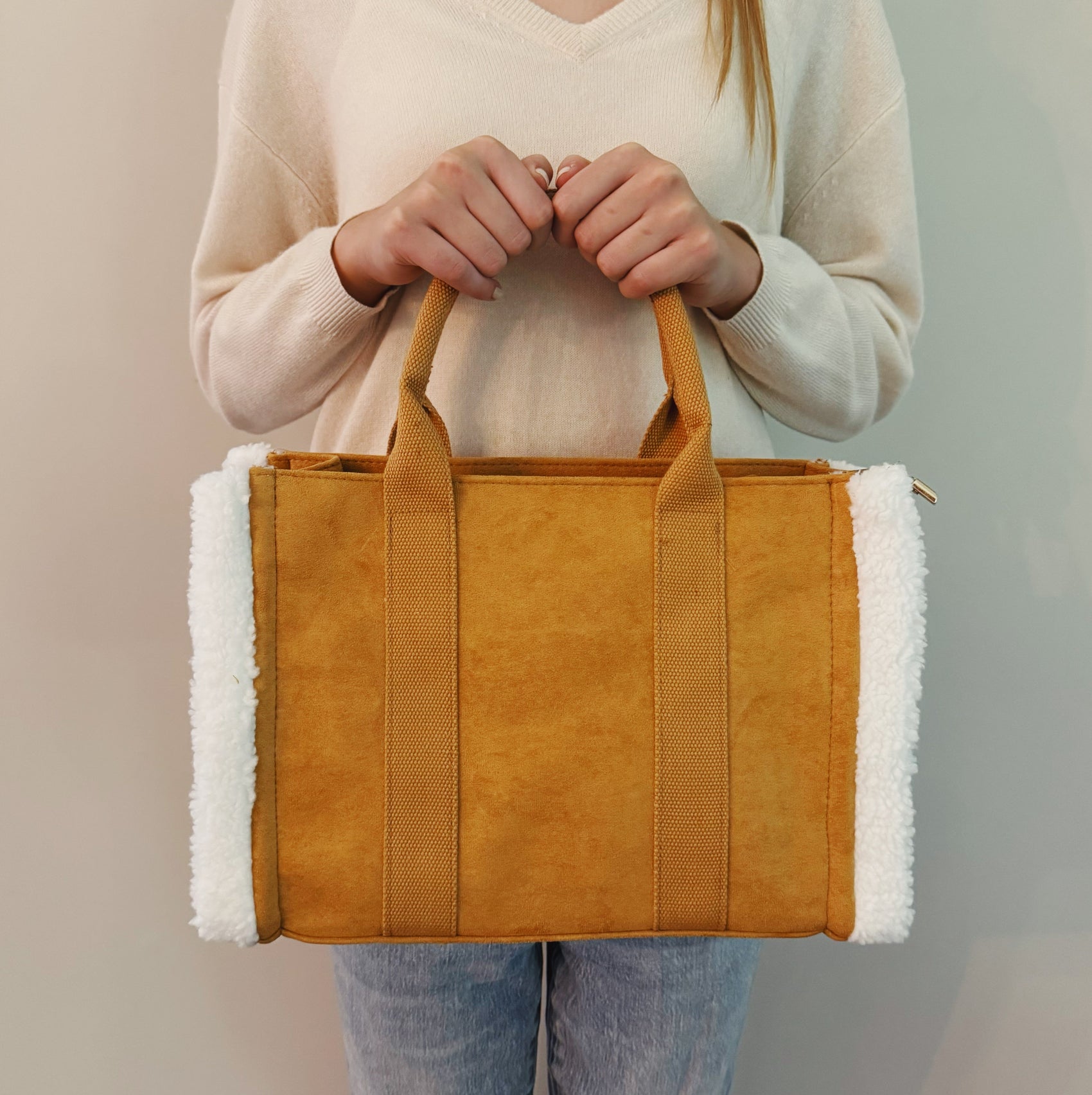 The Tote Crossbody Bag With Handles - RoshelLuxe.com