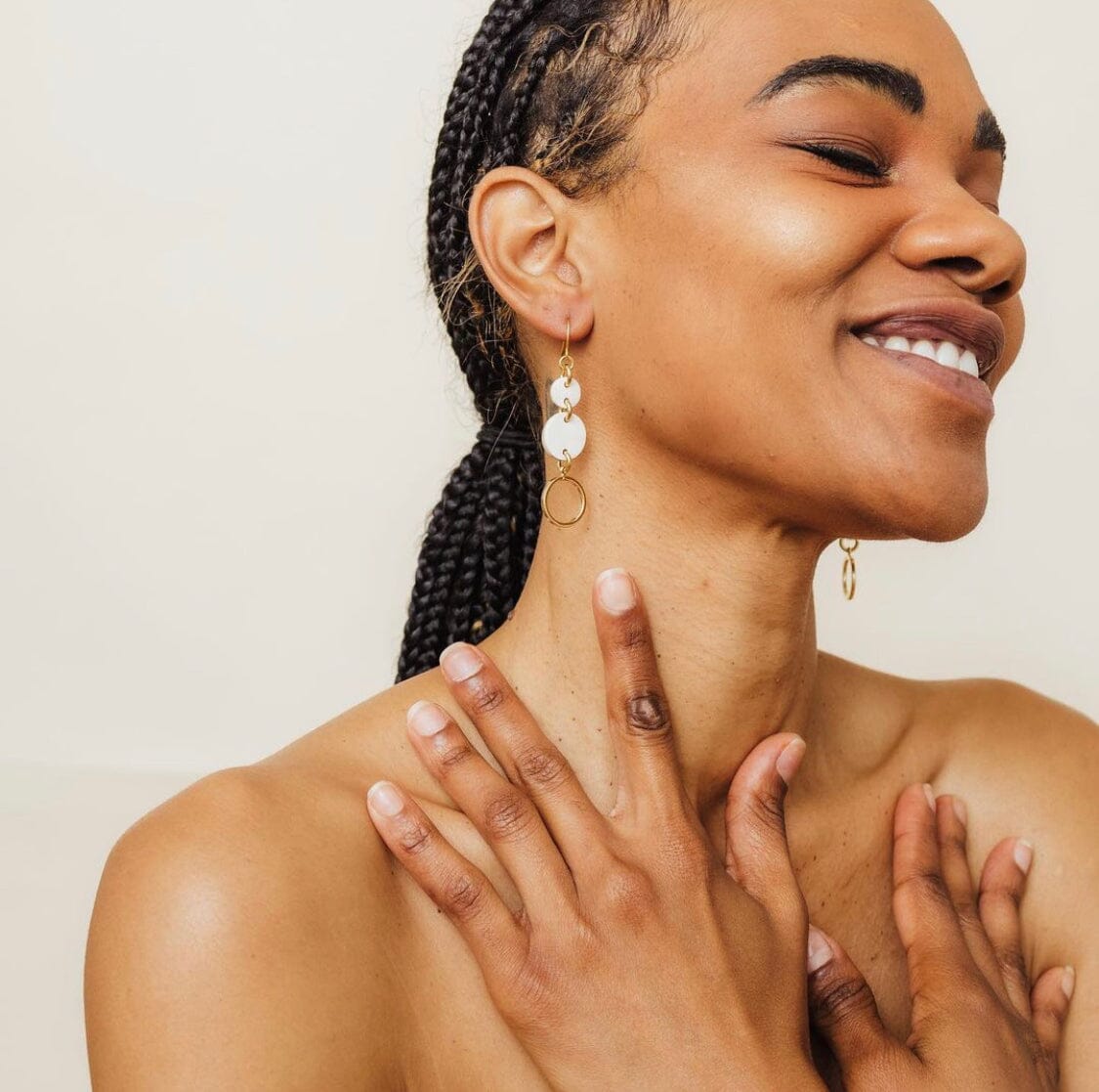 Ba Be Crescent Drop Buffalo Horn Dangle Earrings - RoshelLuxe.com