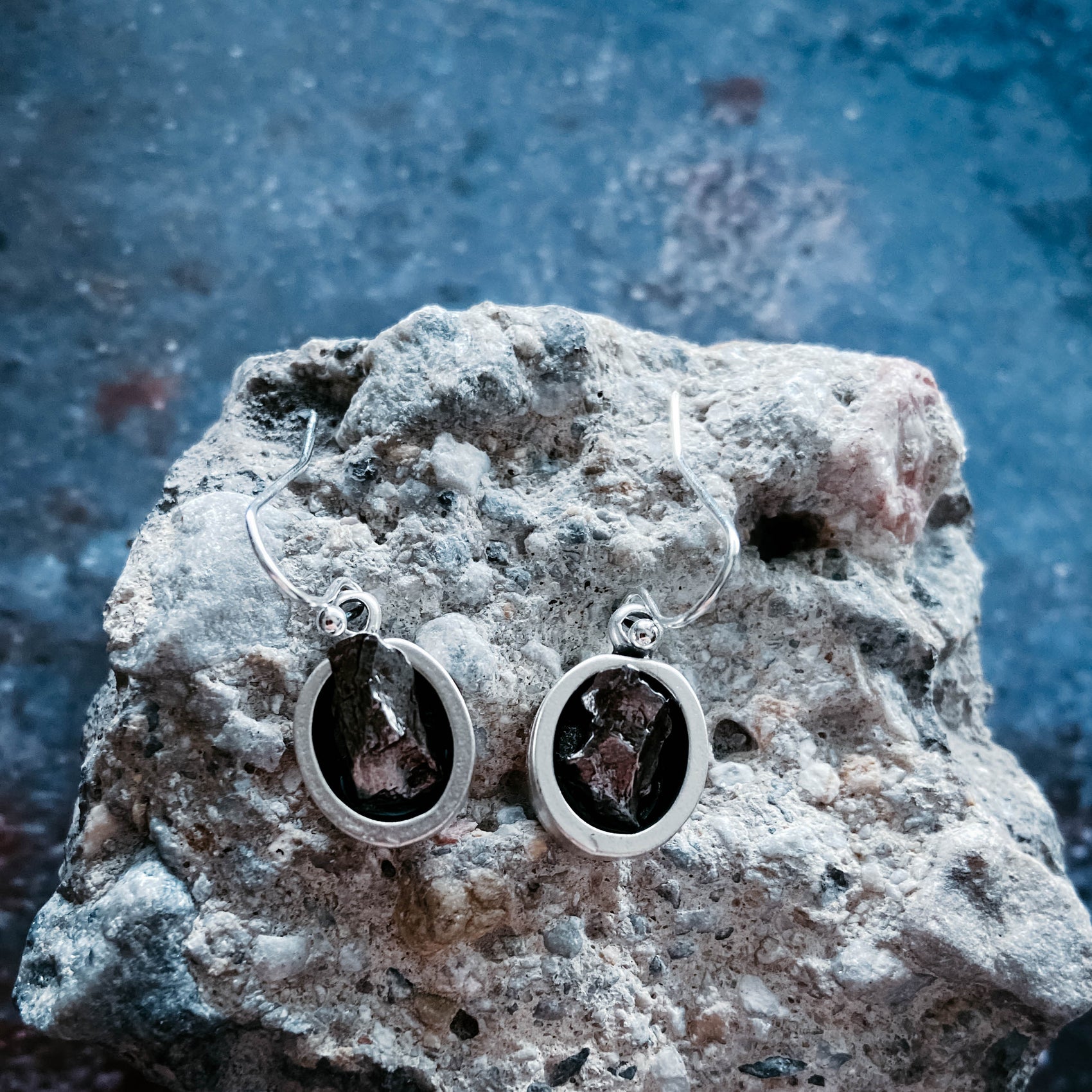 Oval Dangle Earrings with Raw Meteorite - RoshelLuxe.com