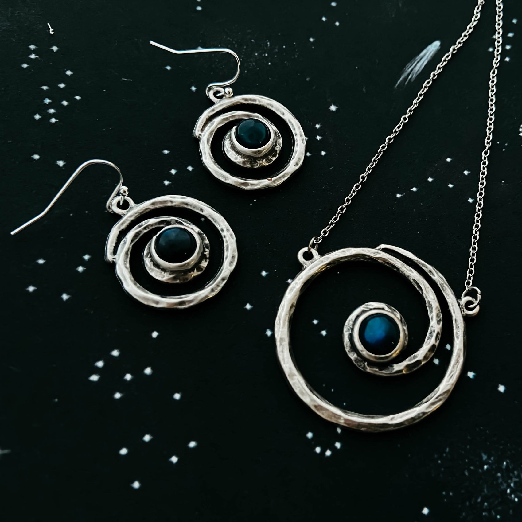 Milky Way Jewelry Set - Spiral Silver Necklace and Earrings with Labradorite - RoshelLuxe.com