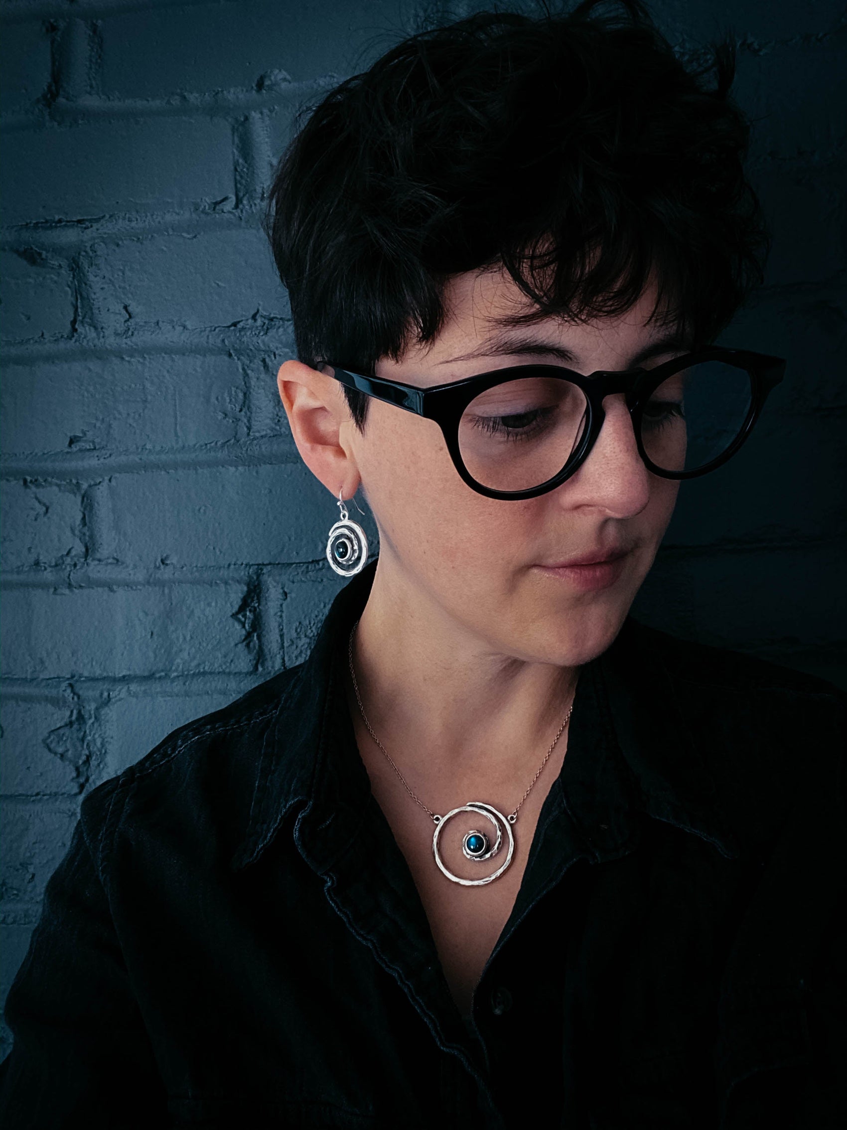 Milky Way Jewelry Set - Spiral Silver Necklace and Earrings with Labradorite - RoshelLuxe.com