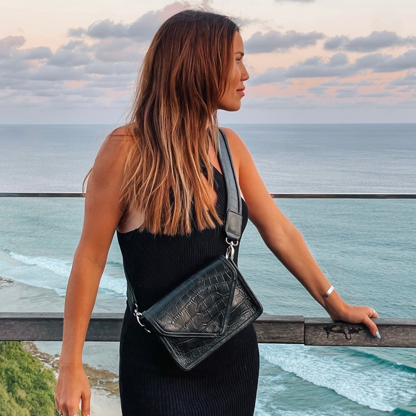 Hannah Crossbody - RoshelLuxe.com