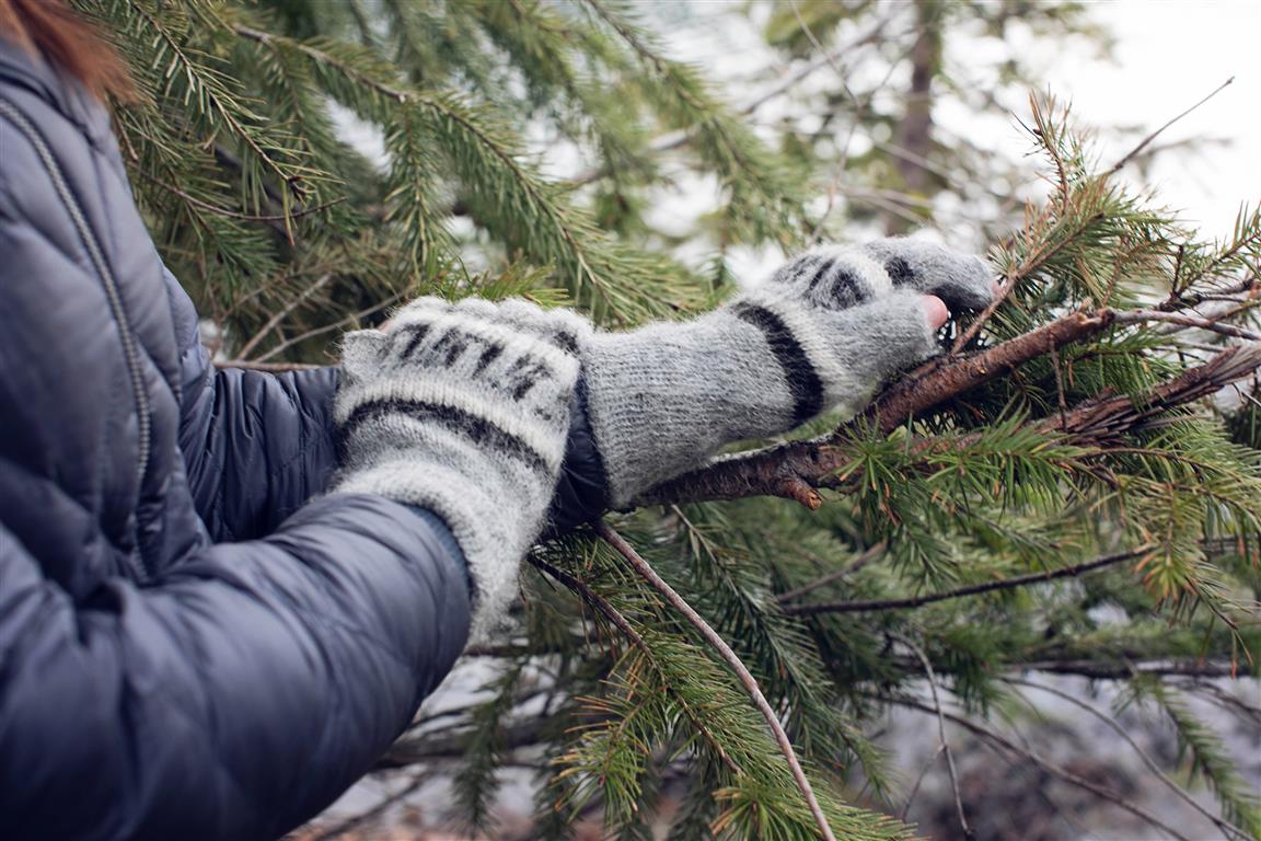Brushed Pattern Fingerless Alpaca Gloves - RoshelLuxe.com