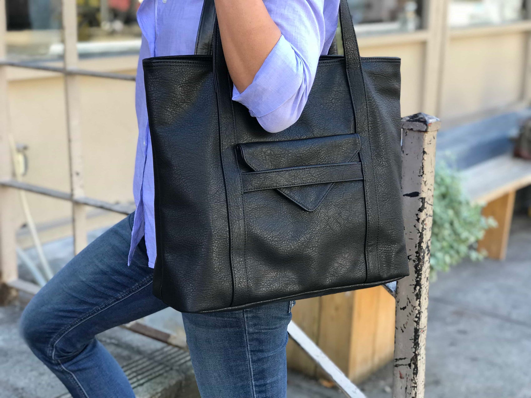 Borough Vegan Leather Tote - RoshelLuxe.com