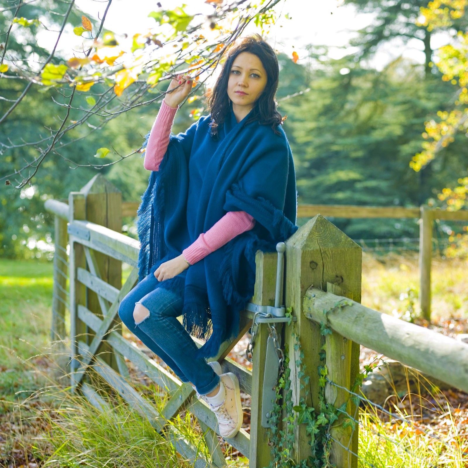Cape Wrap Solid Alpaca Poncho - RoshelLuxe.com