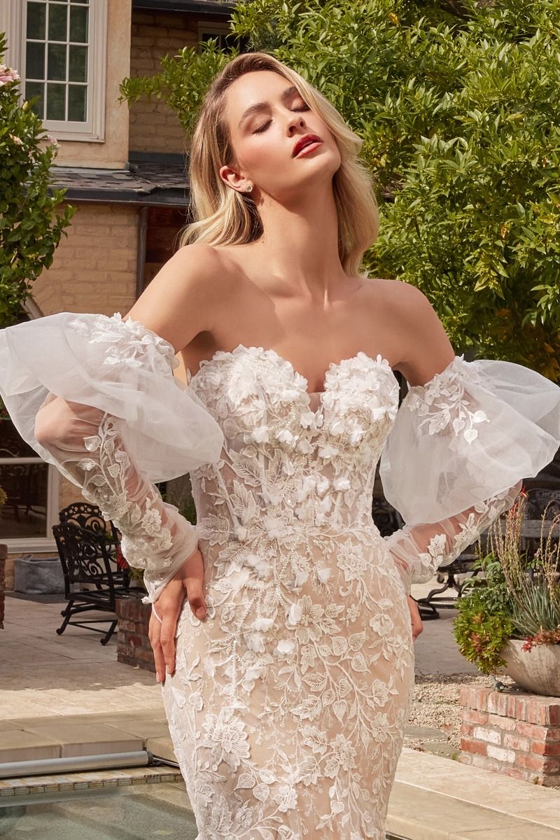 Lace Mermaid Bridal Gown With Removable Sleeves - RoshelLuxe.com