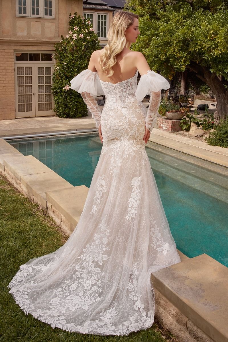 Lace Mermaid Bridal Gown With Removable Sleeves - RoshelLuxe.com
