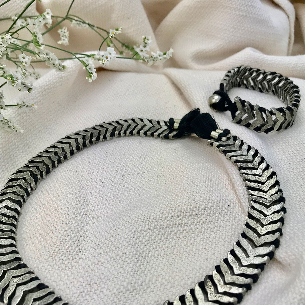 Silver Temple Collar Necklace - RoshelLuxe.com