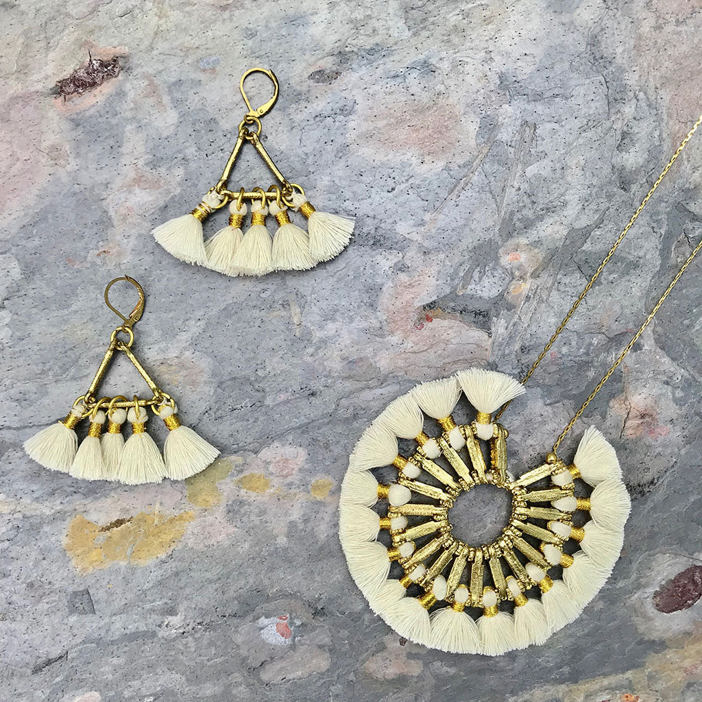 Tassel Halo Necklace - RoshelLuxe.com