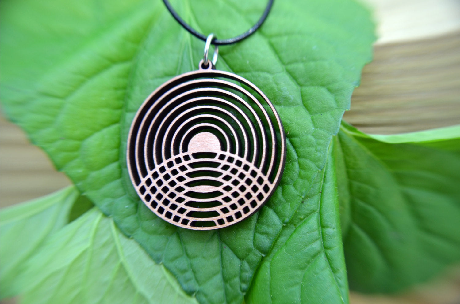 Sunset pendant in cherry wood on leather cord for women - RoshelLuxe.com