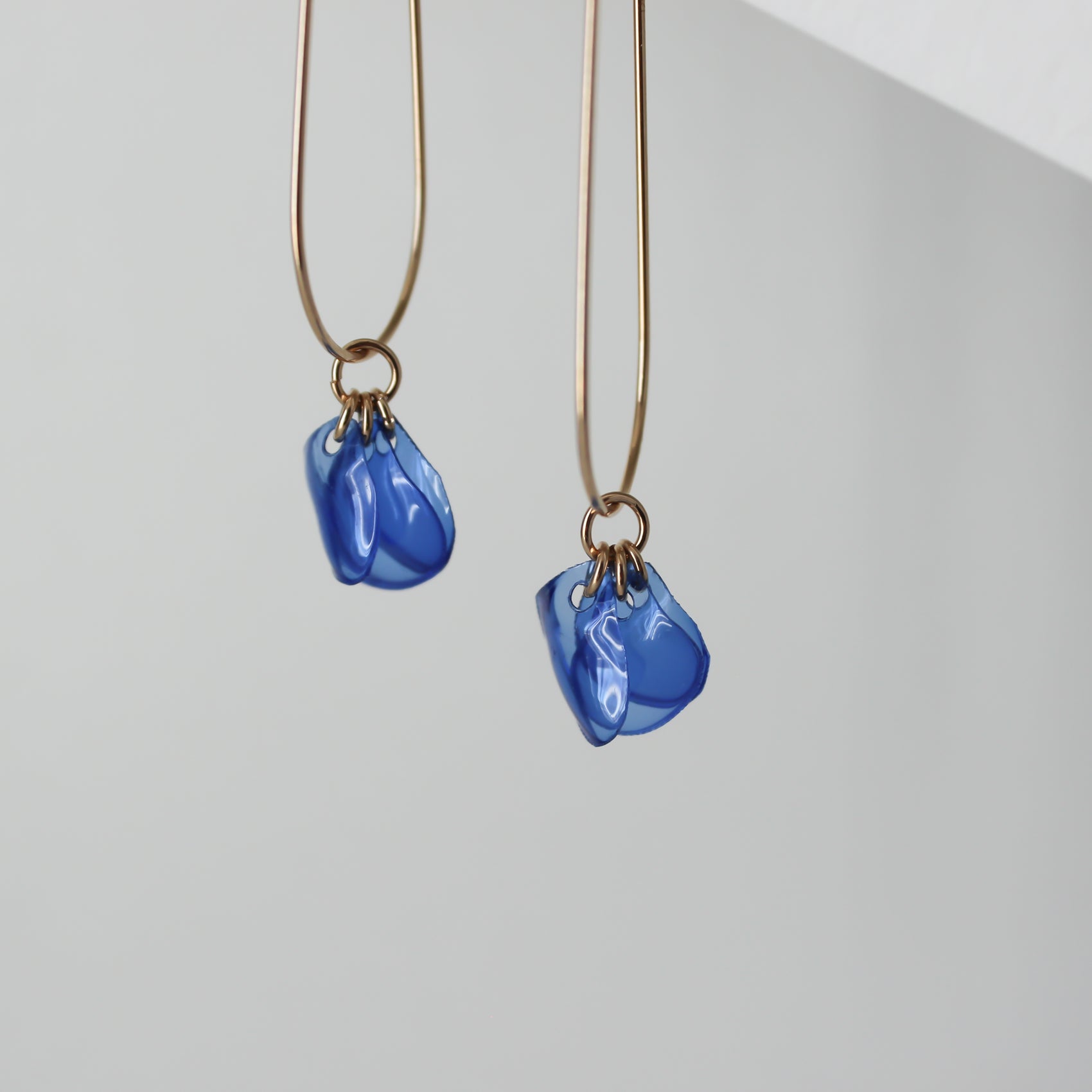 Ginevra Blue Drops - RoshelLuxe.com