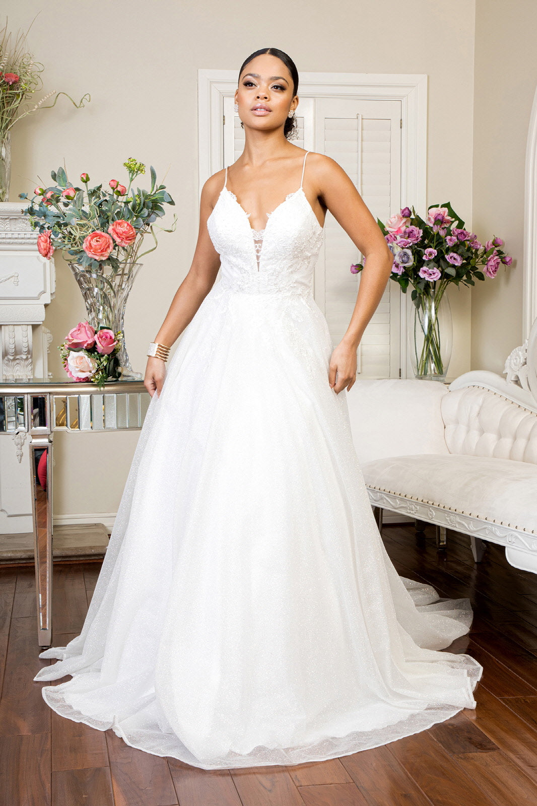Embroidered Bodice Sweethearted Glitter Mesh Wedding Gown - RoshelLuxe.com