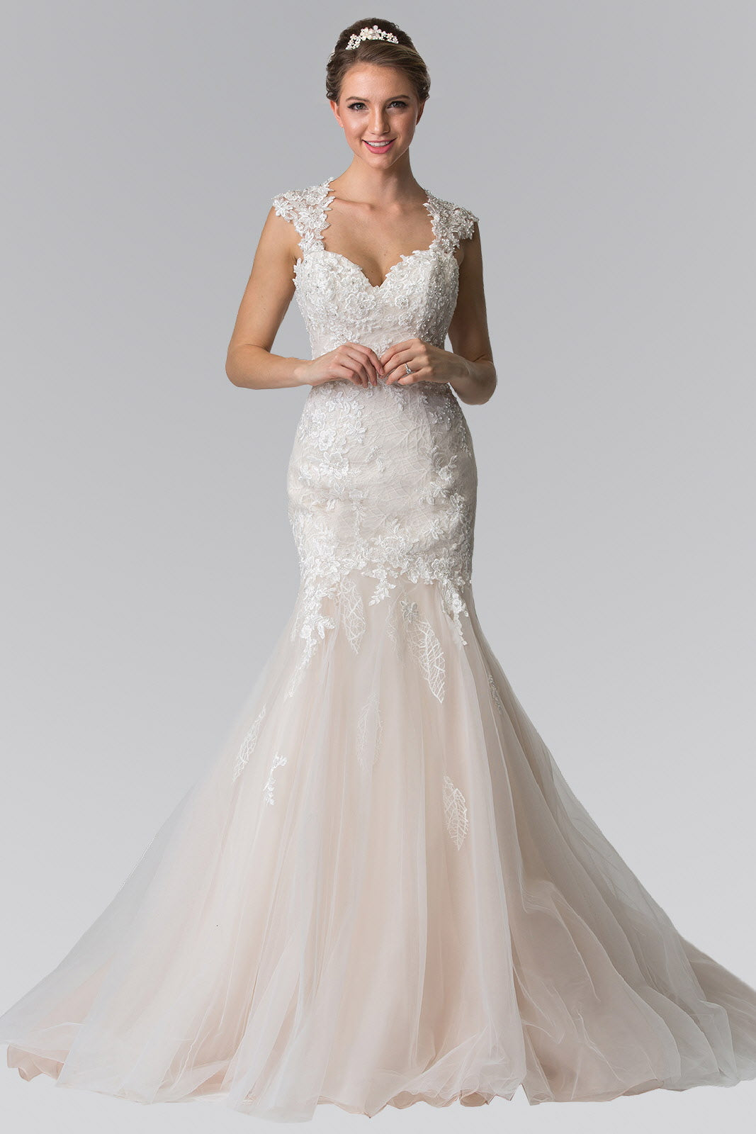 Lace Embellished Mermaid Style Wedding Dress - RoshelLuxe.com