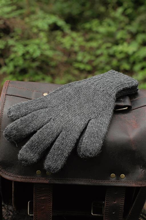 Iditarod 100% Alpaca Double-Thick Reversible Gloves - RoshelLuxe.com