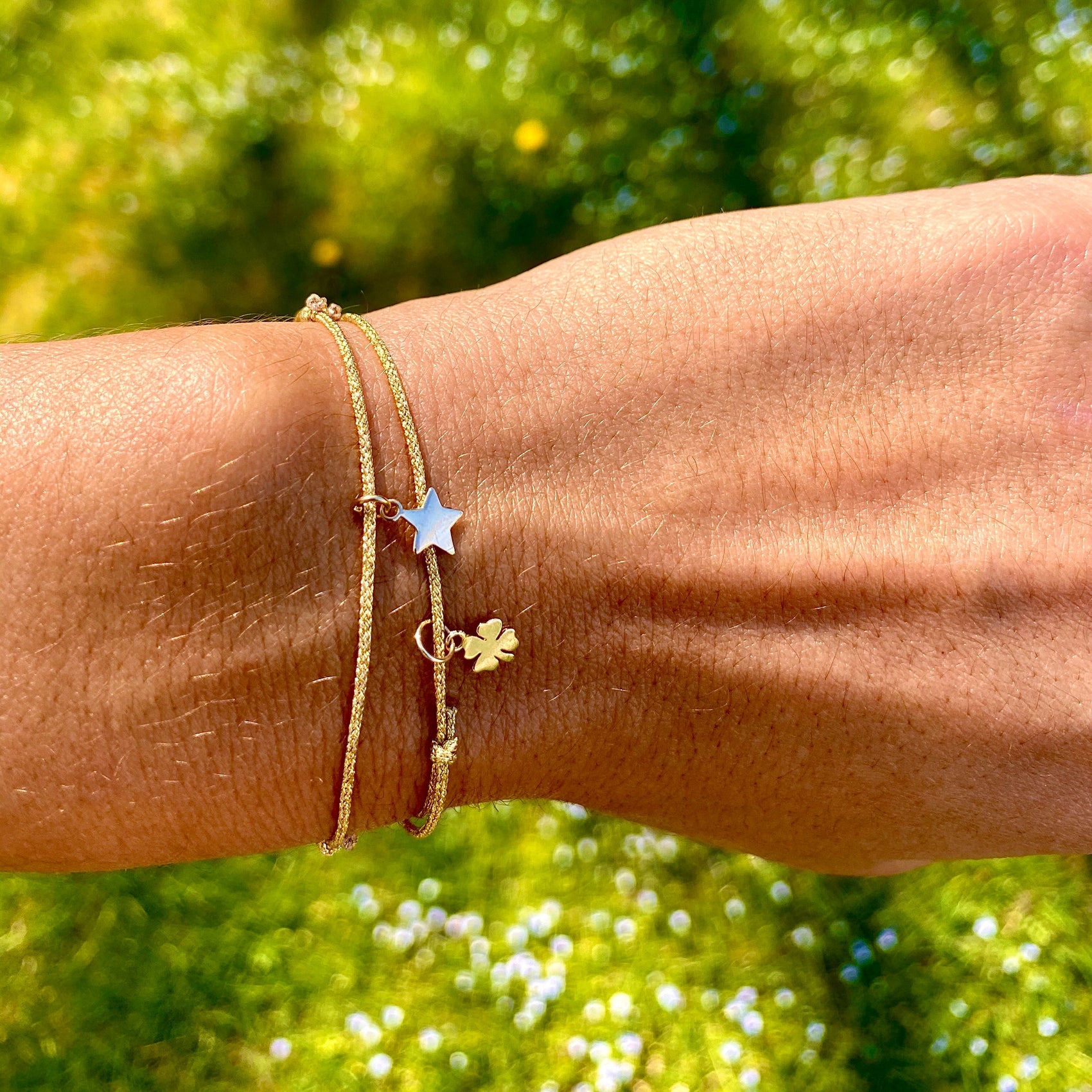 Gold Star Charm Bracelet - RoshelLuxe.com