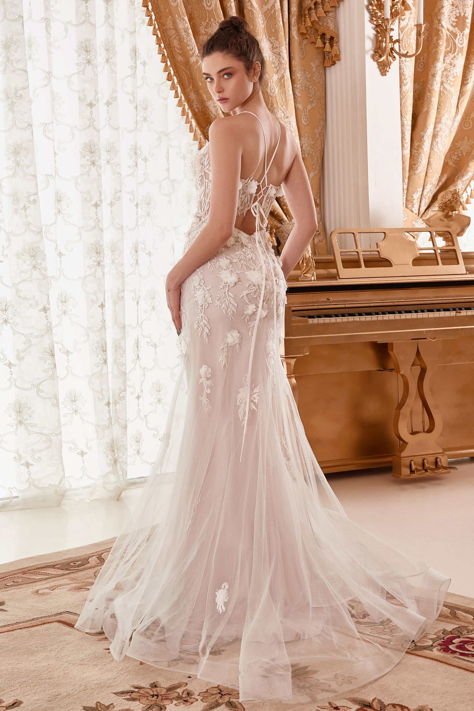 Fitted Mermaid Floral Bridal Gown - RoshelLuxe.com