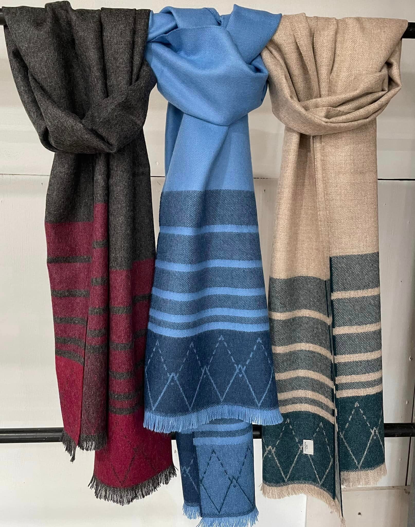 ZigZag Alpaca Scarf - RoshelLuxe.com